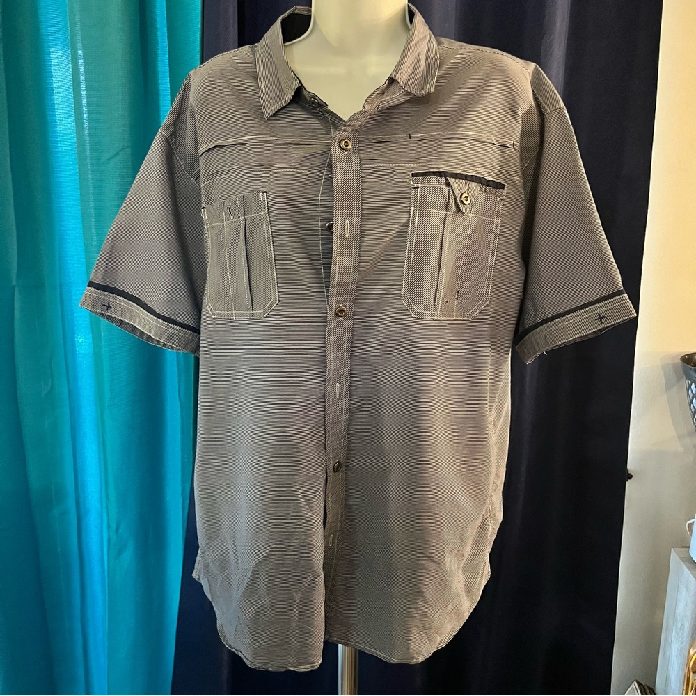 Men’s Button Up